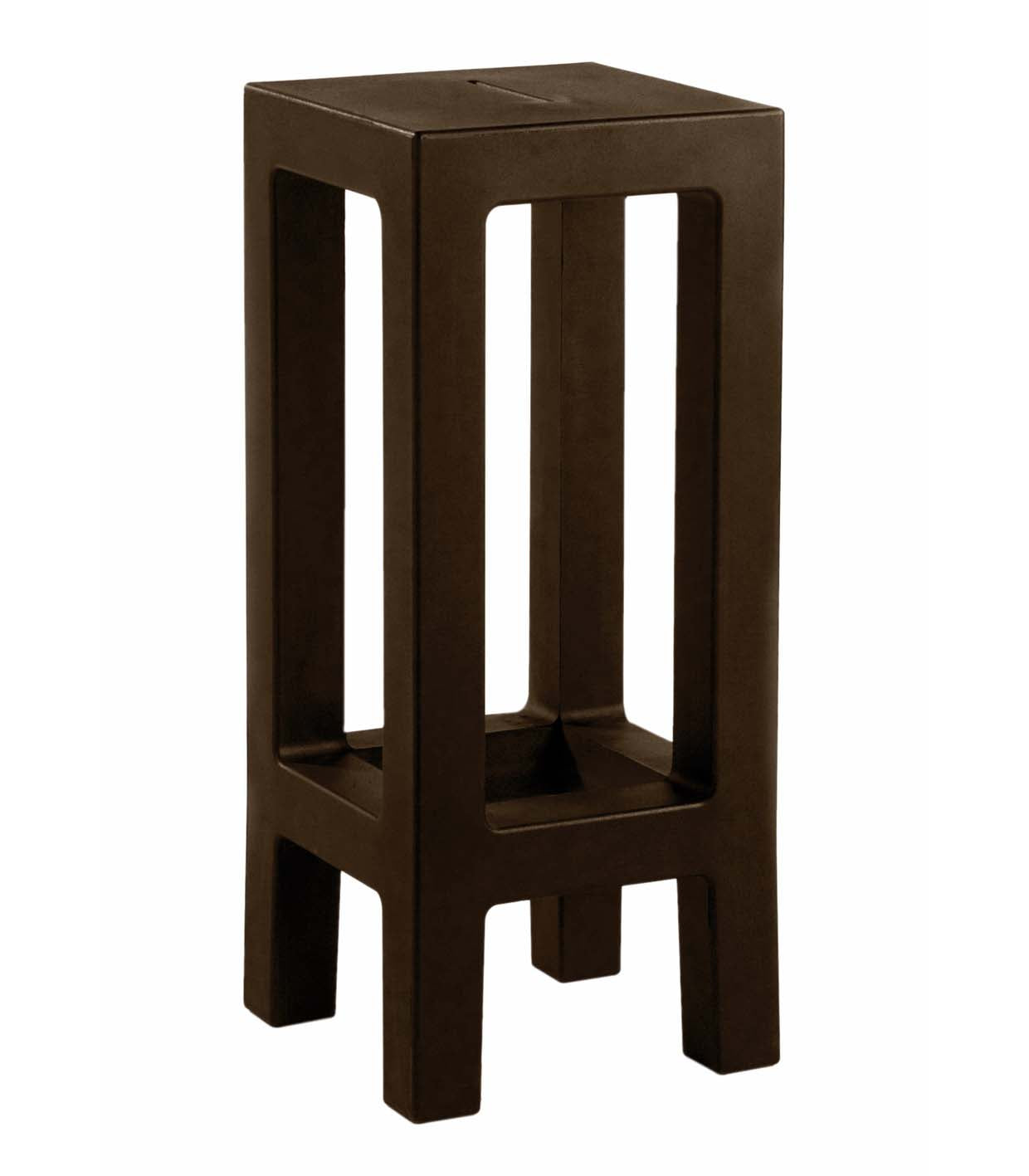 Jut Bar Stool