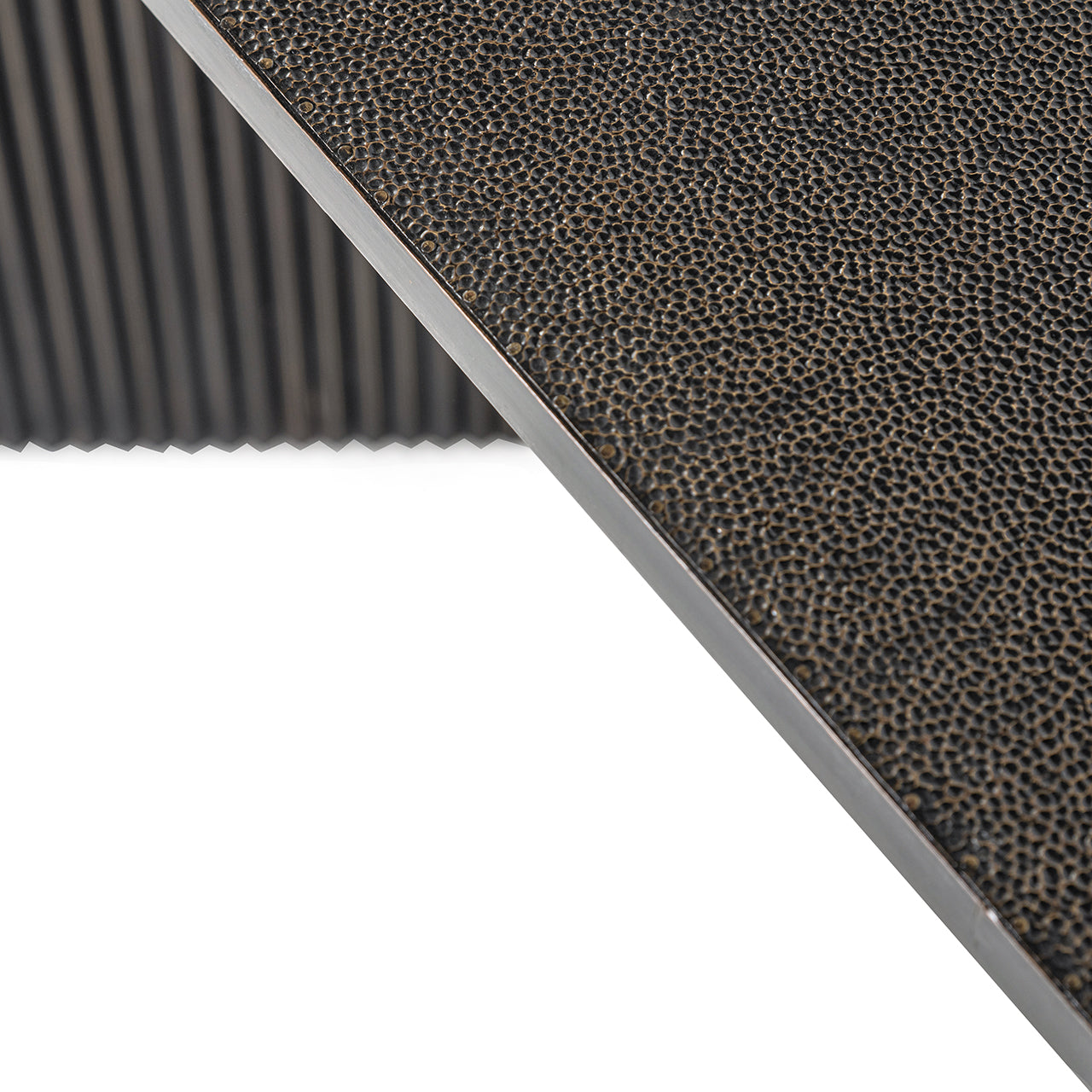 Console Gizen (Black/gold)