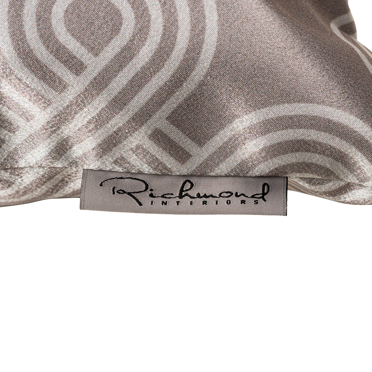 Cushion Mindy 50x50 (Monaco 23050 Chained Quadrant 75 - 0005 Cream)