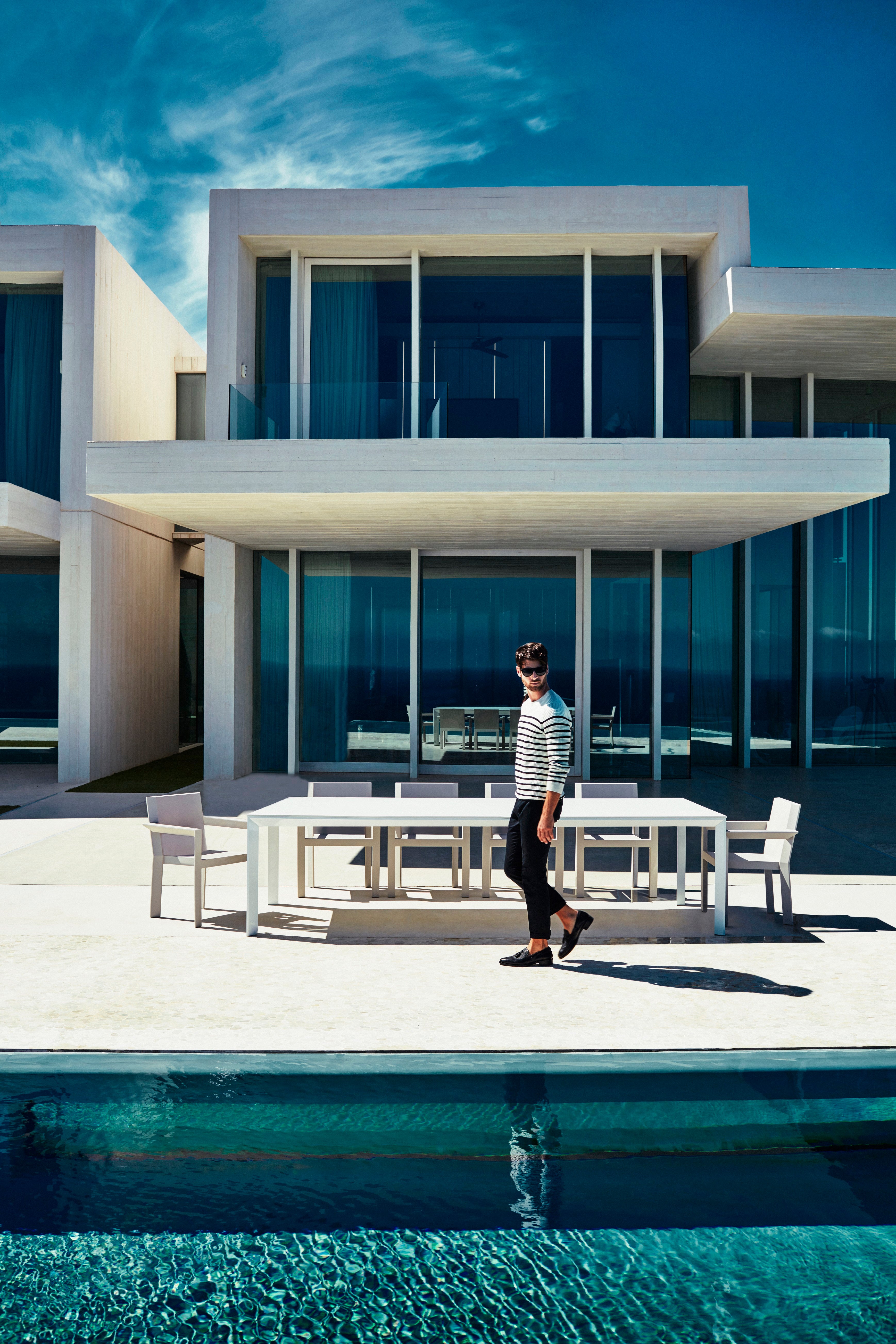 Frame Aluminium Table 200X100X74