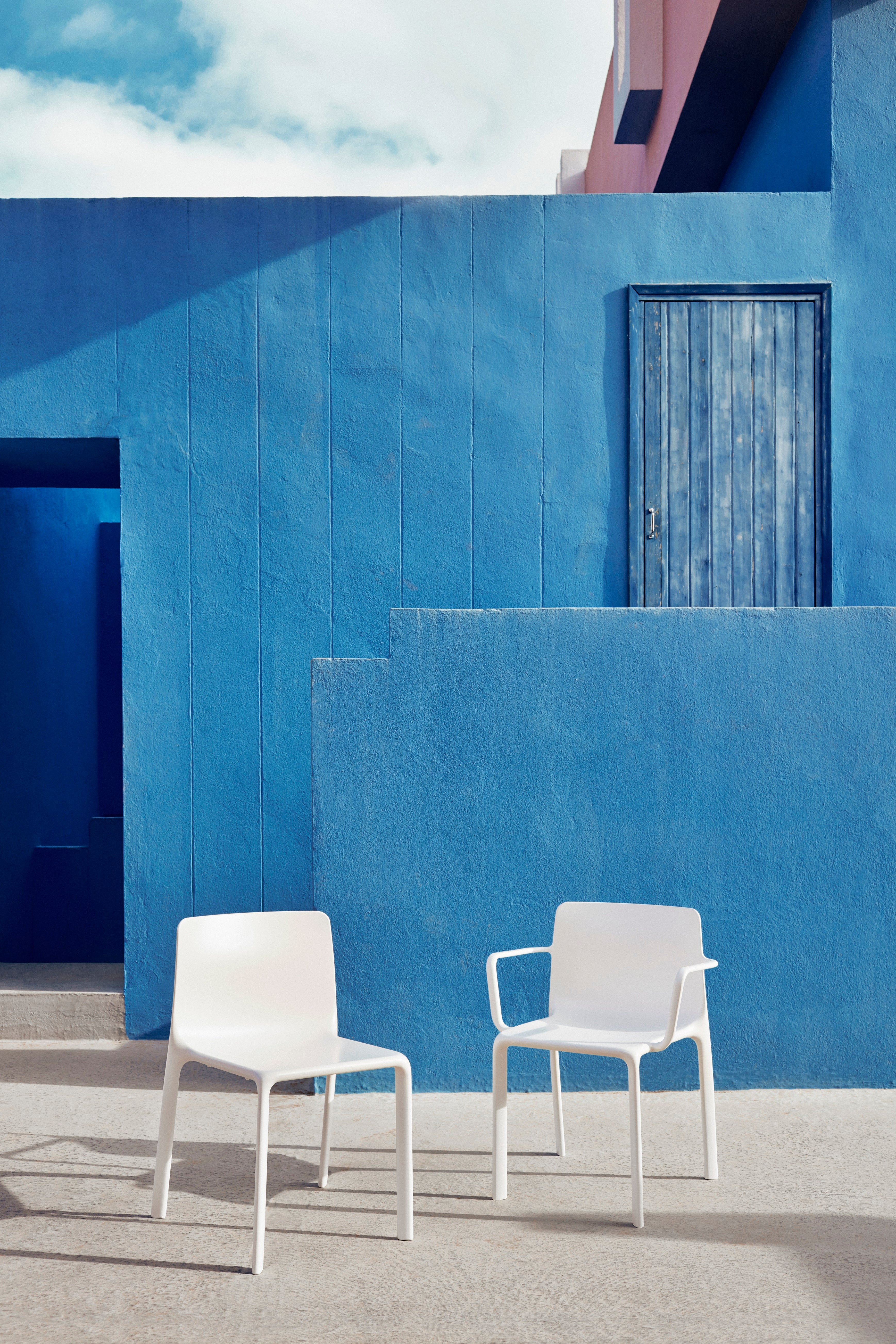 Kes - Sectional Sofa