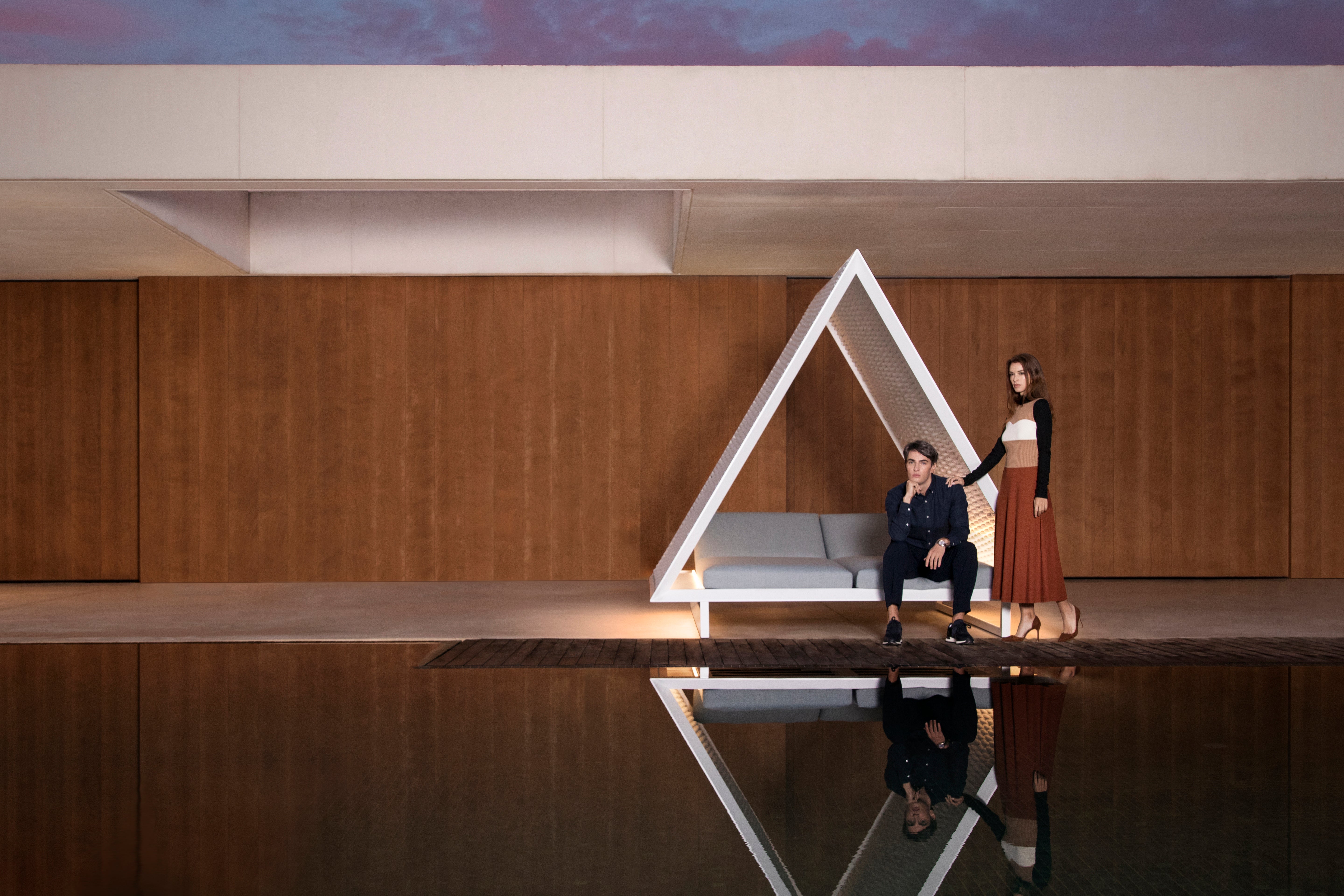 Vineyard Daybed Woven Rope Roof