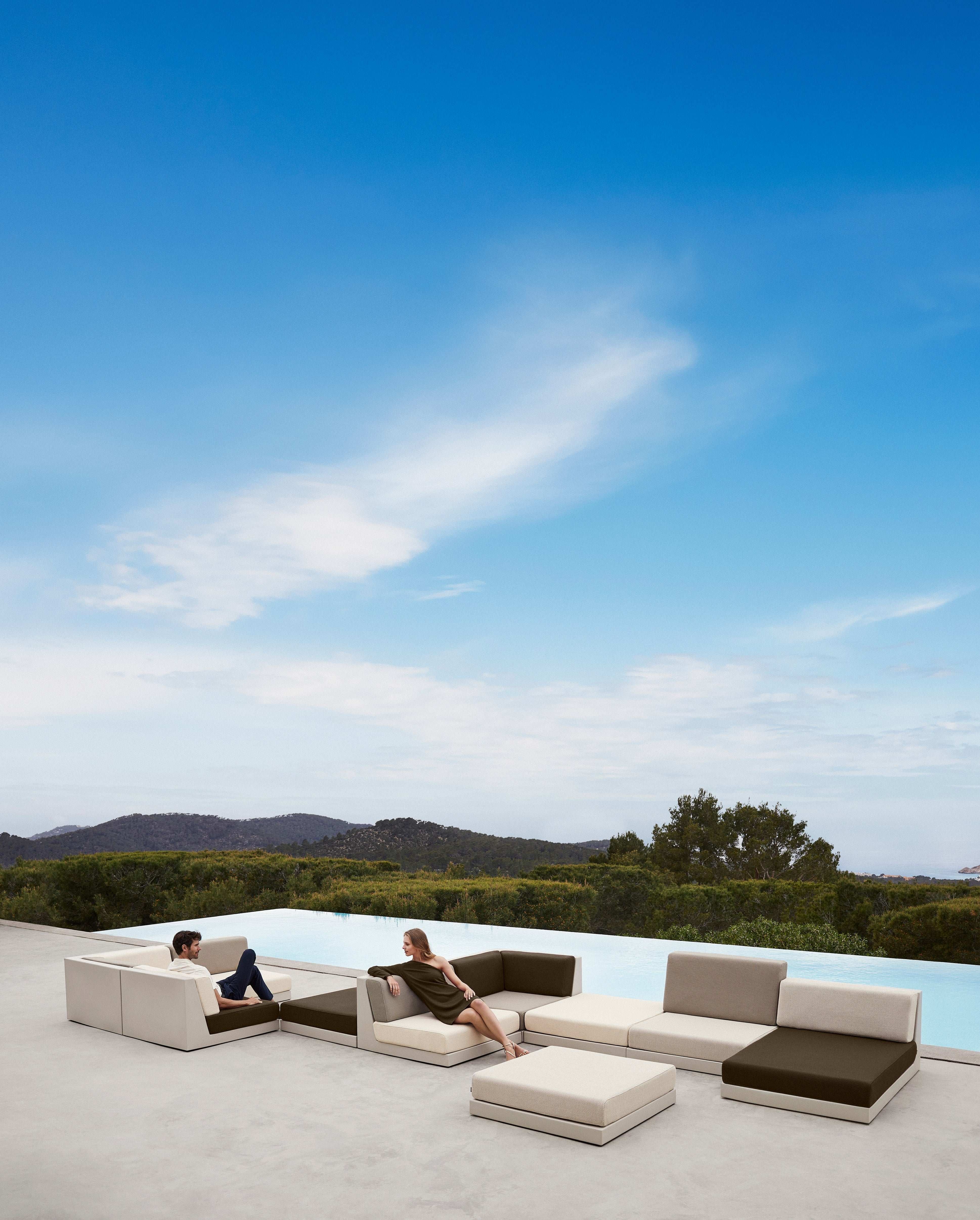 Pixel Table 80X80X25 cm