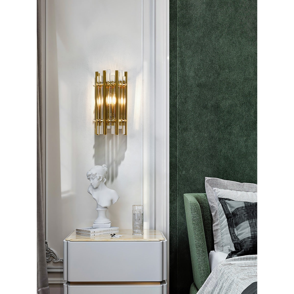 Wall Lamp - Line Chloe